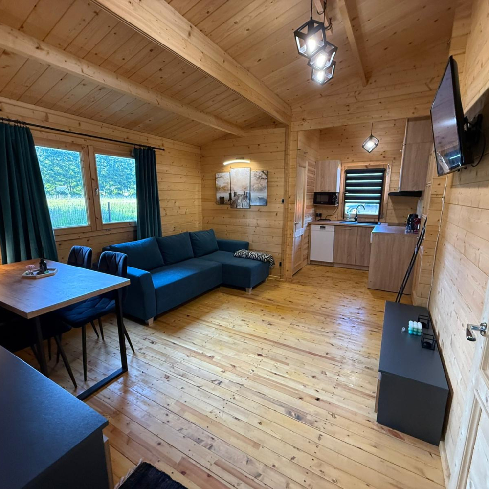 13036041 aa2b 45e3 b5f7 5896e1b85228 13036041 aa2b 45e3 b5f7 5896e1b85228