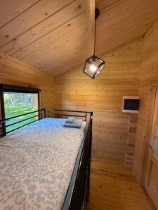 5ee66098 37d2 404b 8566 ae9e9a6db391