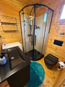 afff9f4d d954 4eff 8097 98d1d45cb971